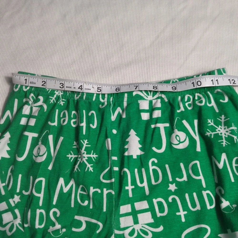 Carter's Adult Christmas Unisex Pajamas Small Green Red‎ Holiday Snug Fit 391
